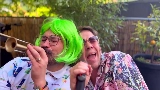 Vorschaubild des Videos Emoji Baby