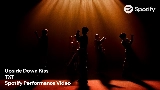 Vorschaubild des Videos Upside Down Kiss